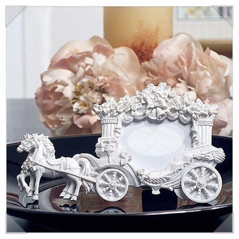 Romantic Wedding Horse Carriage Cake Decor